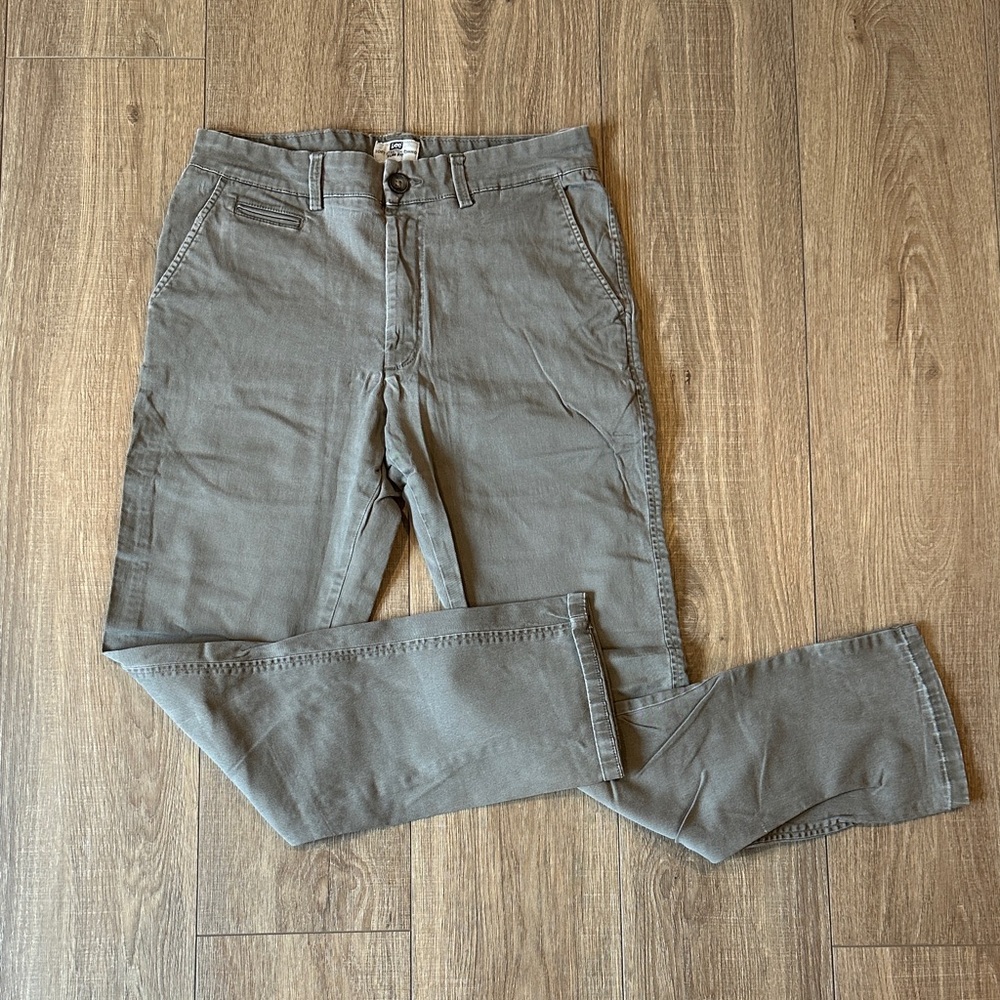 Lee Men's Dress Pants in Olive Green